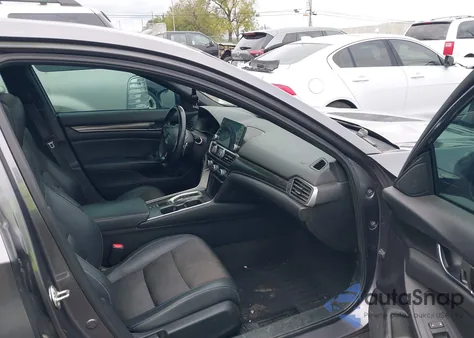 2018 Honda Accord Sport 2.0T z USA, uszkodzony, nr VIN 1HGCV2F31JA022825